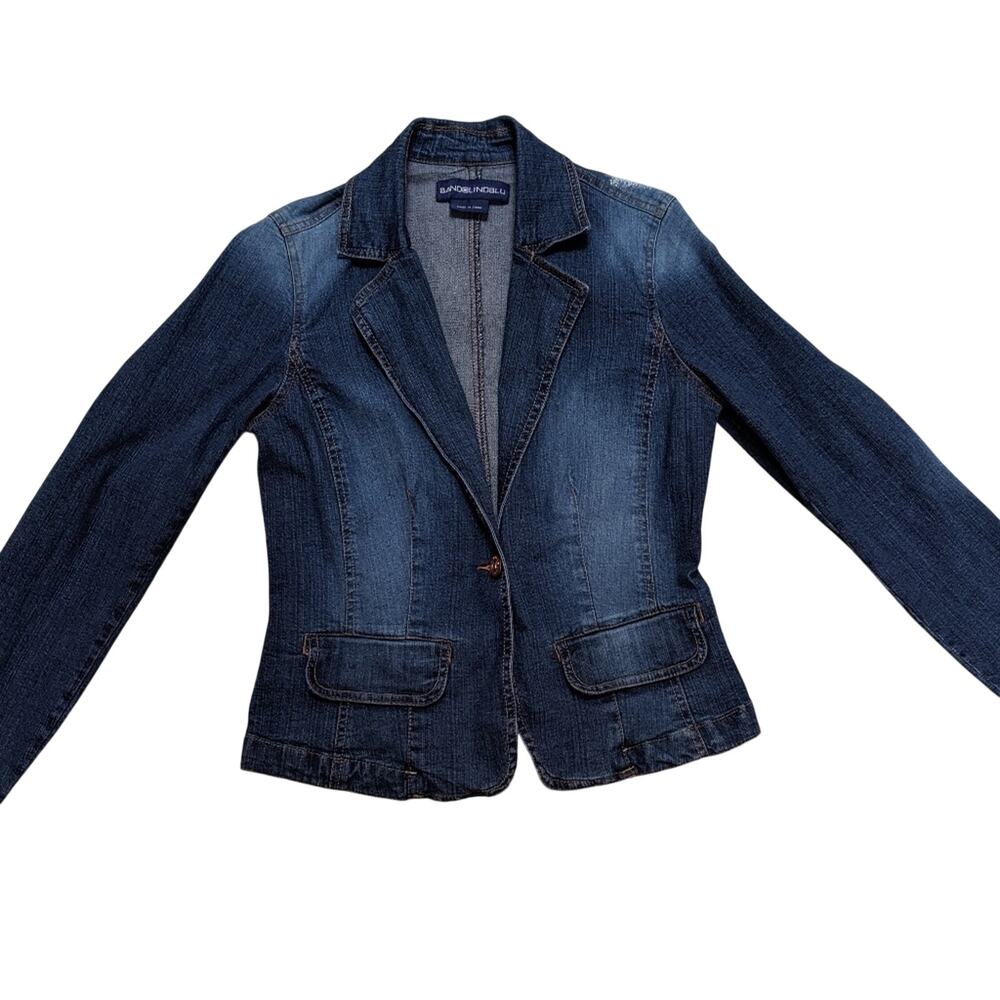 Bandolino Blu jeans jacket w/shoulder design. M